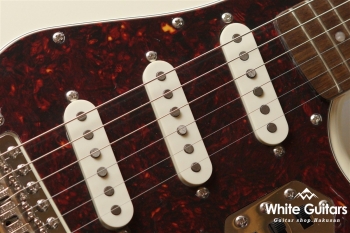 Paranormal Cyclone - Pearl White